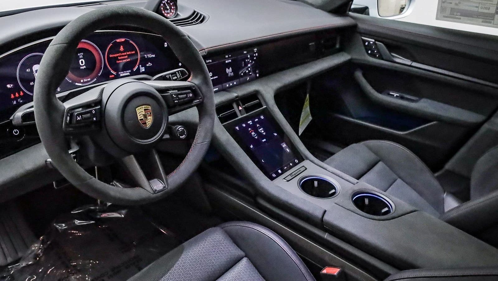 Porsche Taycan GTS AWD 2025 — side view