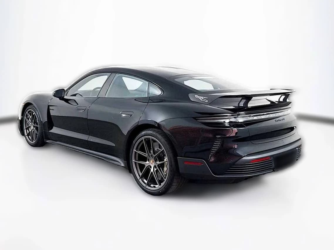 Porsche Taycan Turbo GT AWD w/Weissach Package 2025 — side view