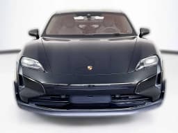 Porsche Taycan Turbo GT AWD w/Weissach Package 2025 — side view
