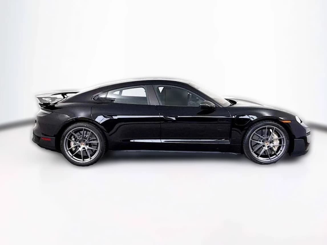 Porsche Taycan Turbo GT AWD w/Weissach Package 2025 — side view