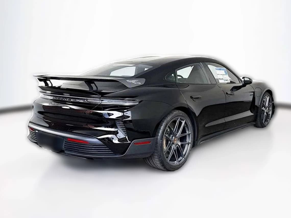 Porsche Taycan Turbo GT AWD w/Weissach Package 2025 — side view