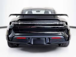 Porsche Taycan Turbo GT AWD w/Weissach Package 2025 — side view