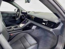 Porsche Taycan Turbo GT AWD w/Weissach Package 2025 — side view