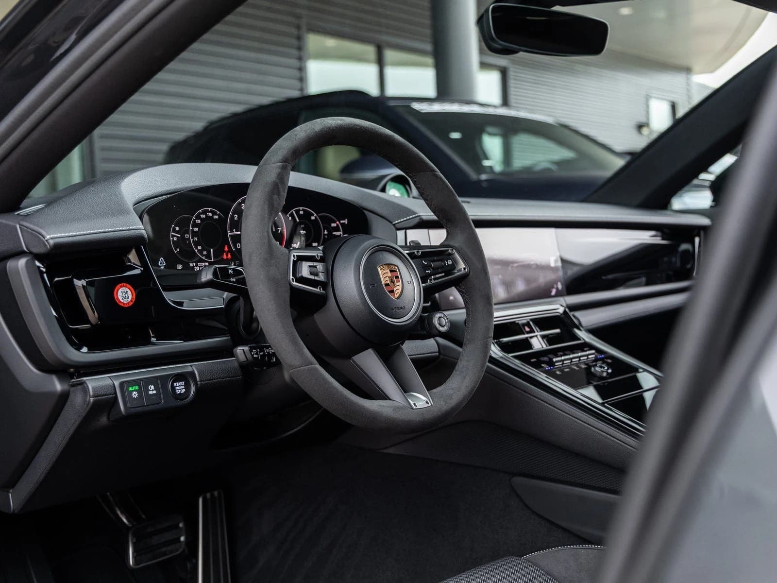 Porsche Panamera 4 E-Hybrid AWD 2026 — side view