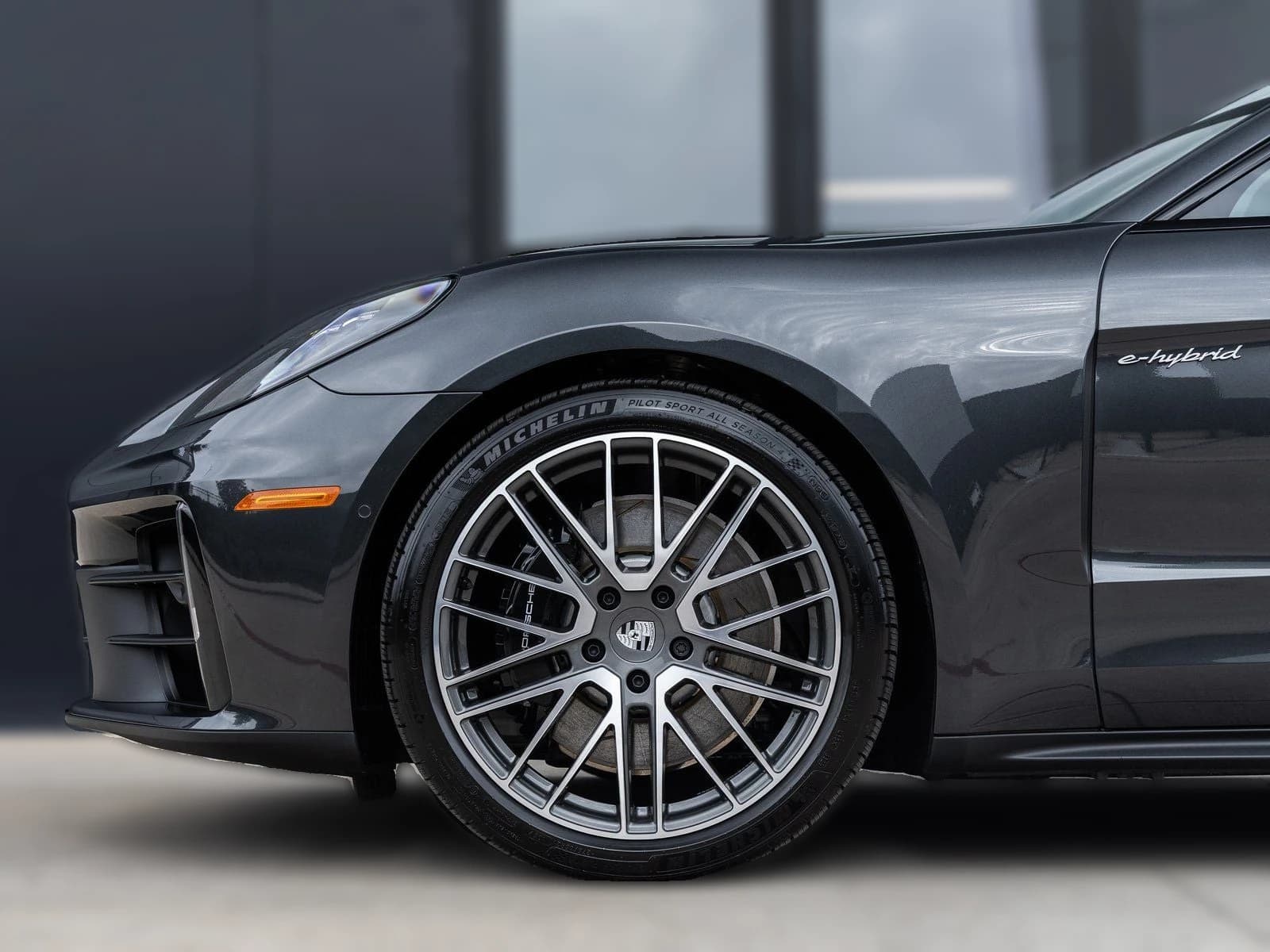 Porsche Panamera 4 E-Hybrid AWD 2026 — side view