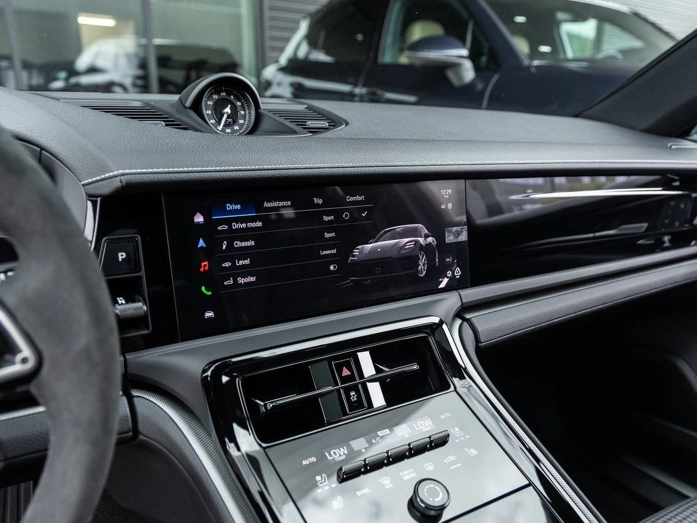 Porsche Panamera 4 E-Hybrid AWD 2026 — side view
