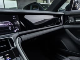 Porsche Panamera 4 E-Hybrid AWD 2026 — side view