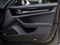 Porsche Panamera 4 E-Hybrid AWD 2026 — side view