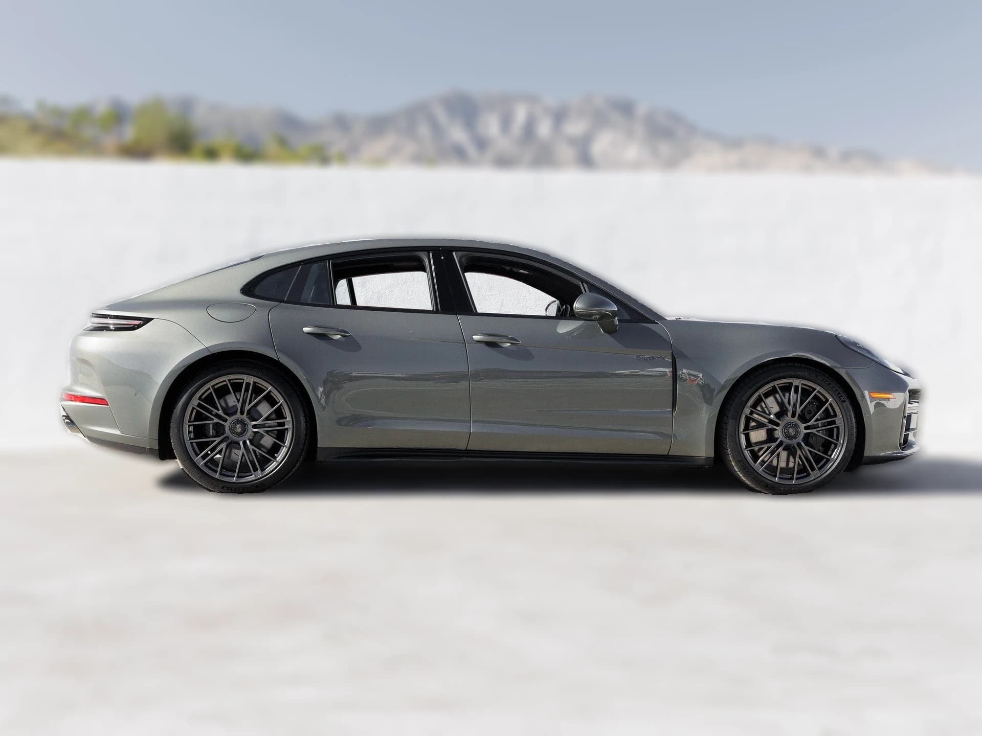 Porsche Panamera Turbo E-Hybrid AWD 2026 — side view