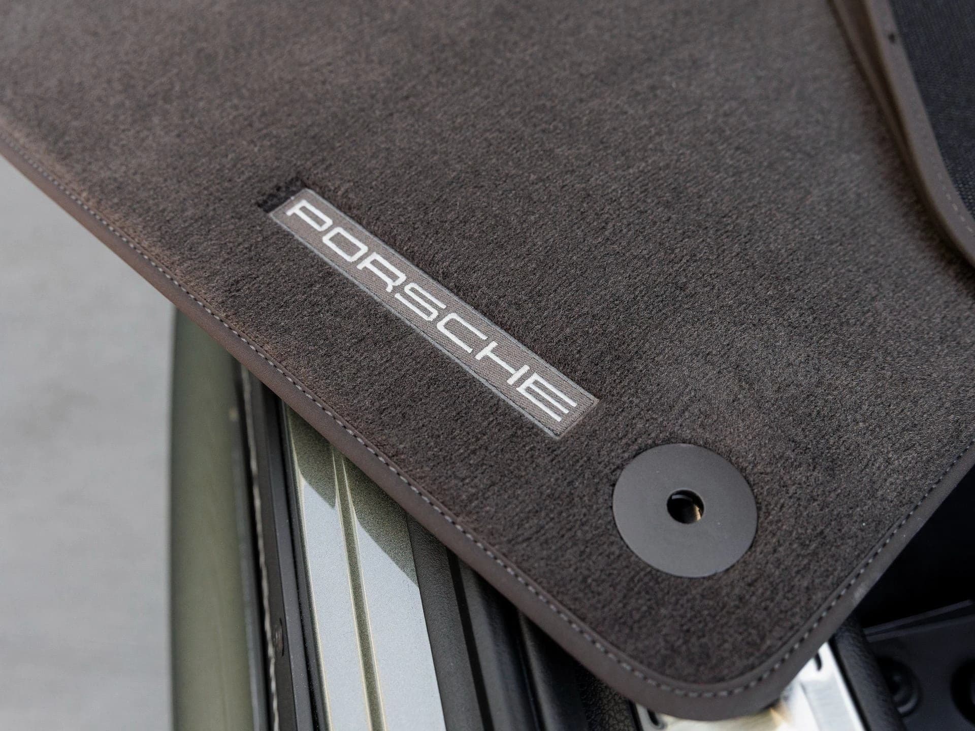 Porsche Panamera Turbo E-Hybrid AWD 2026 — side view