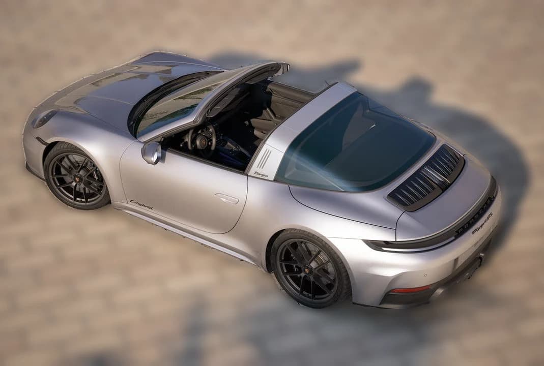 Porsche 911 4 GTS Targa 2027 — side view
