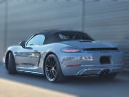 Porsche 718 Boxster Style Edition Roadster 2025 — side view