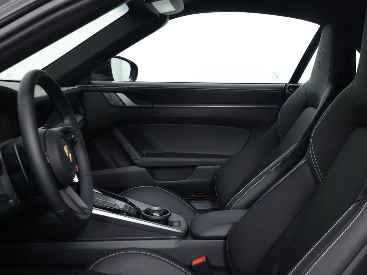 Porsche 911 Carrera Cabriolet 2026 — side view