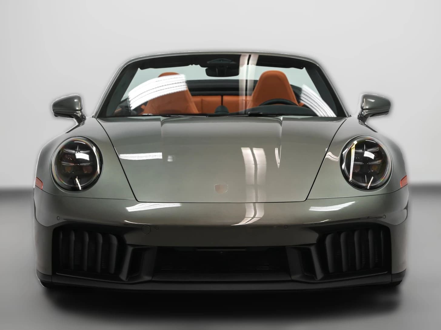 Porsche 911 Carrera GTS Cabriolet 2026 — side view