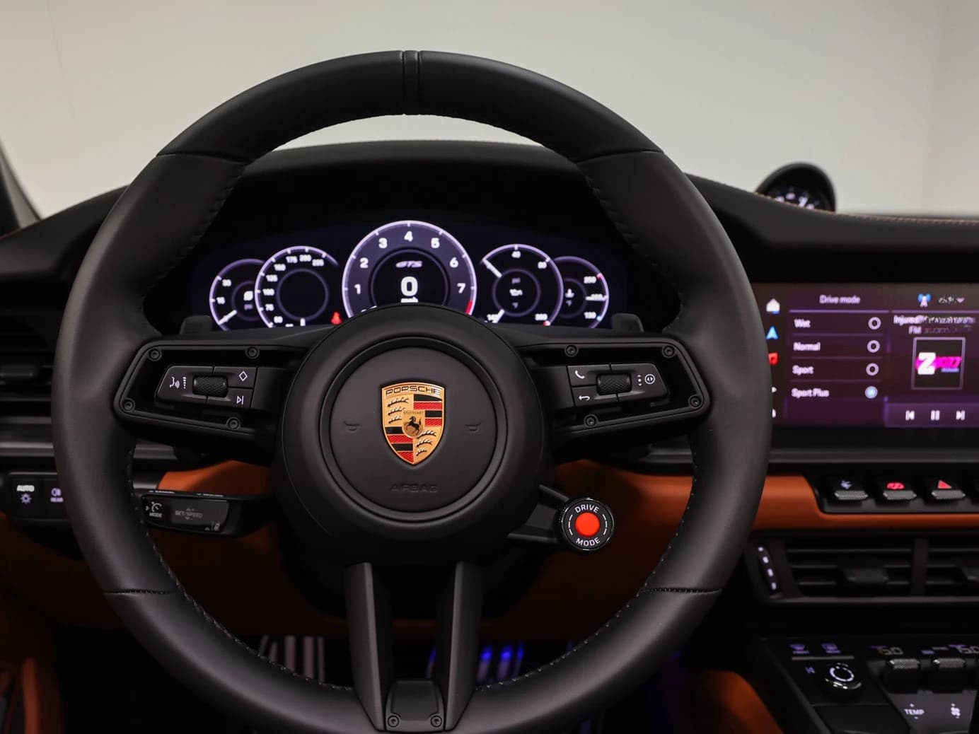 Porsche 911 Carrera GTS Cabriolet 2026 — side view