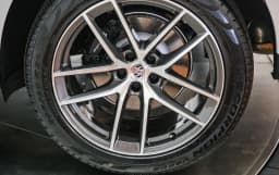 Porsche Macan T AWD 2026 — side view