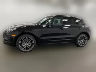 Porsche Macan T AWD 2026 — side view