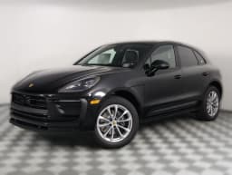Porsche Macan T AWD 2026 — side view