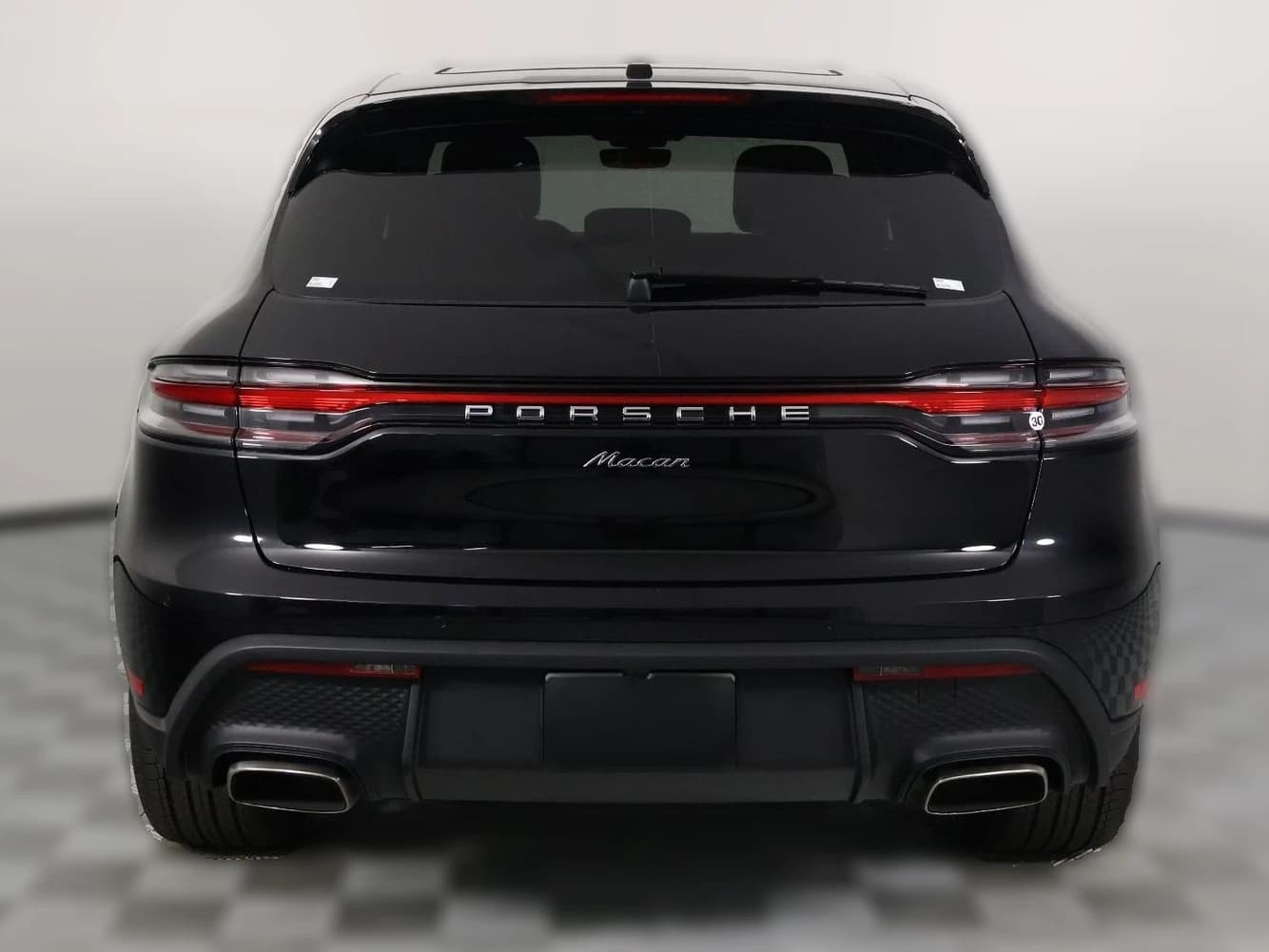 Porsche Macan T AWD 2026 — side view