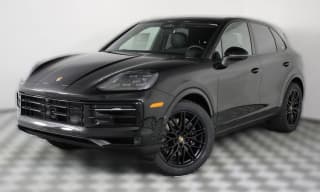 Porsche Cayenne Base AWD