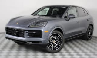 Porsche Cayenne Base AWD
