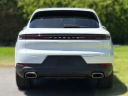 Porsche Cayenne Base AWD 2026 — side view