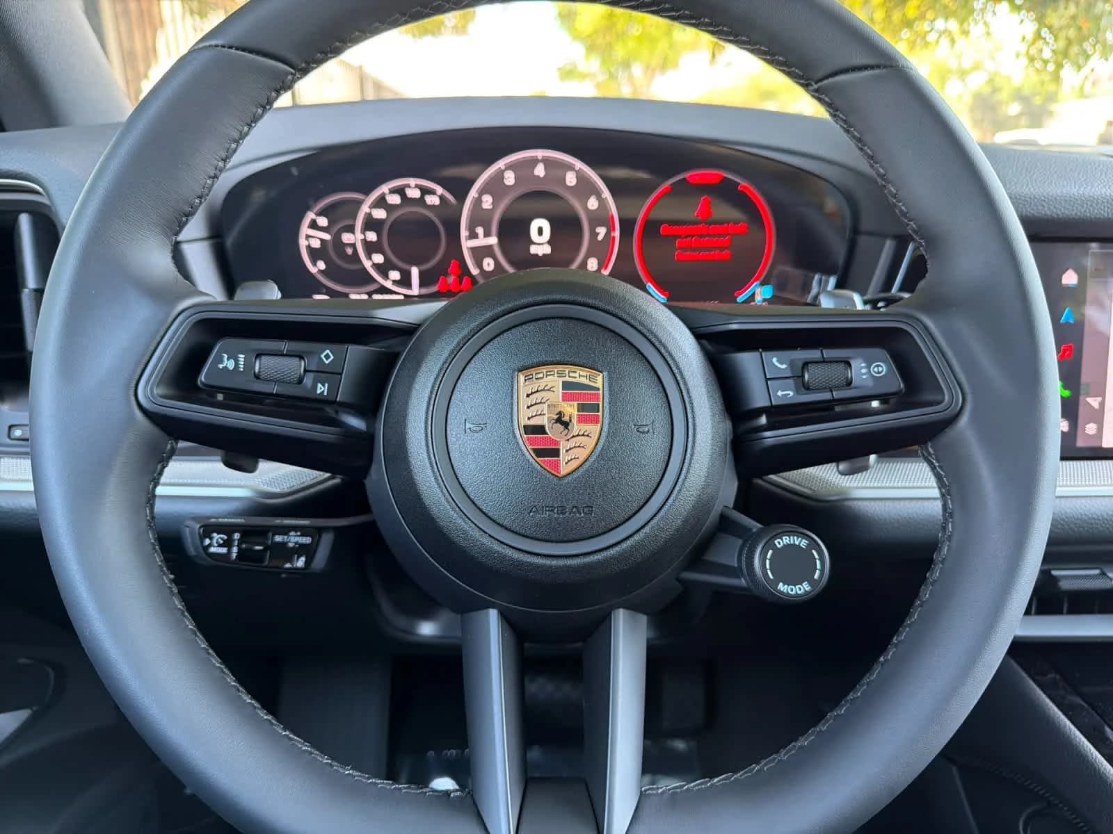 Porsche Cayenne Base AWD 2026 — side view