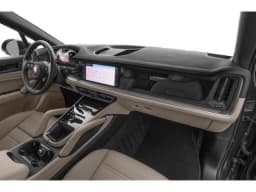 Porsche Cayenne Base AWD 2026 — side view