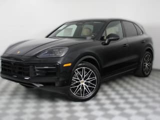 Porsche Cayenne Base AWD