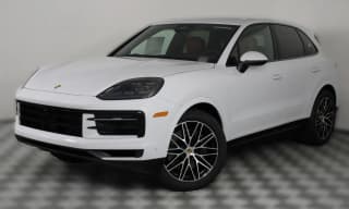 Porsche Cayenne Base AWD