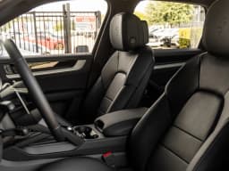 Porsche Cayenne Base AWD 2026 — side view