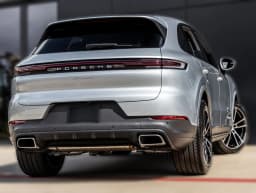 Porsche Cayenne Base AWD 2026 — side view