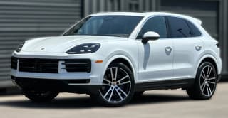 Porsche Cayenne Base AWD