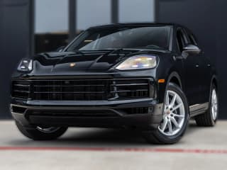Porsche Cayenne Base AWD