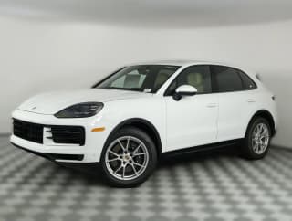 Porsche Cayenne Base AWD
