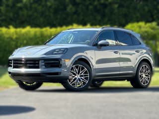 Porsche Cayenne Base AWD