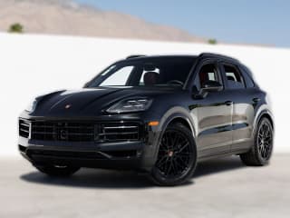 Porsche Cayenne Base AWD