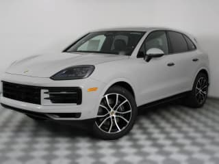 Porsche Cayenne Base AWD