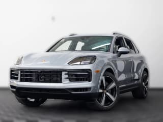 Porsche Cayenne Base AWD