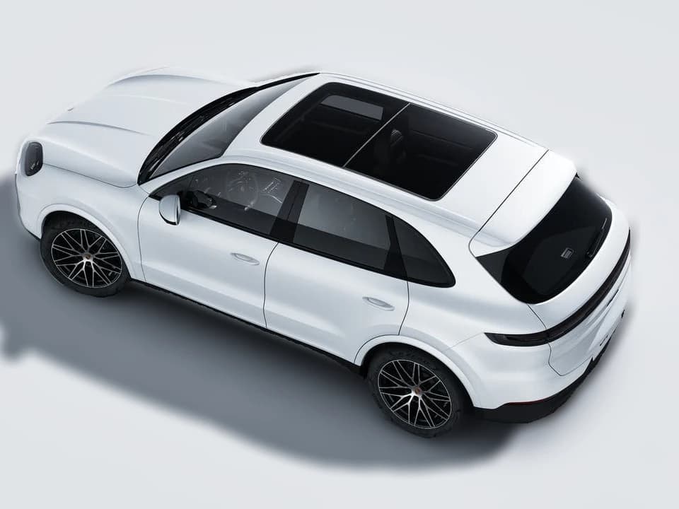 Porsche Cayenne Base AWD 2026 — side view