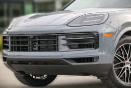 Porsche Cayenne Base AWD 2026 — side view