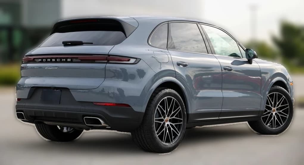 Porsche Cayenne Base AWD 2026 — side view