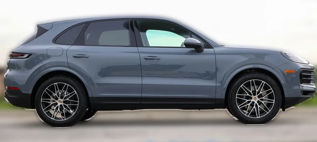 Porsche Cayenne Base AWD 2026 — side view
