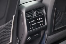 Porsche Cayenne Base AWD 2026 — side view