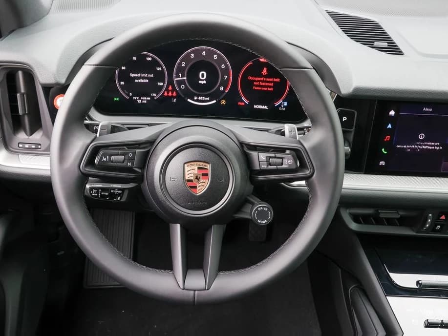 Porsche Cayenne Base AWD 2026 — side view