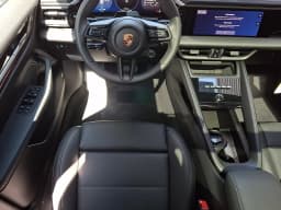 Porsche Macan Electric 4 AWD 2026 — side view