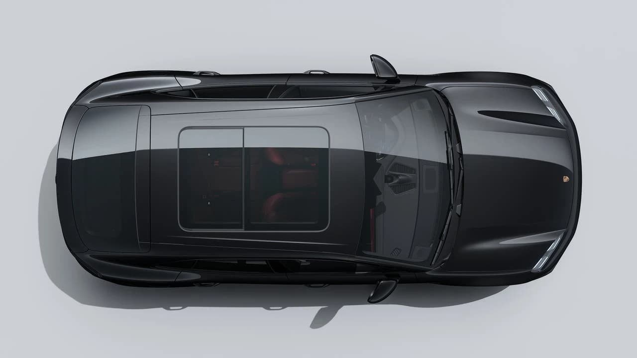 Porsche Macan Electric 4 AWD 2026 — side view