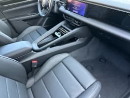 Porsche Macan Electric 4S AWD 2026 — side view
