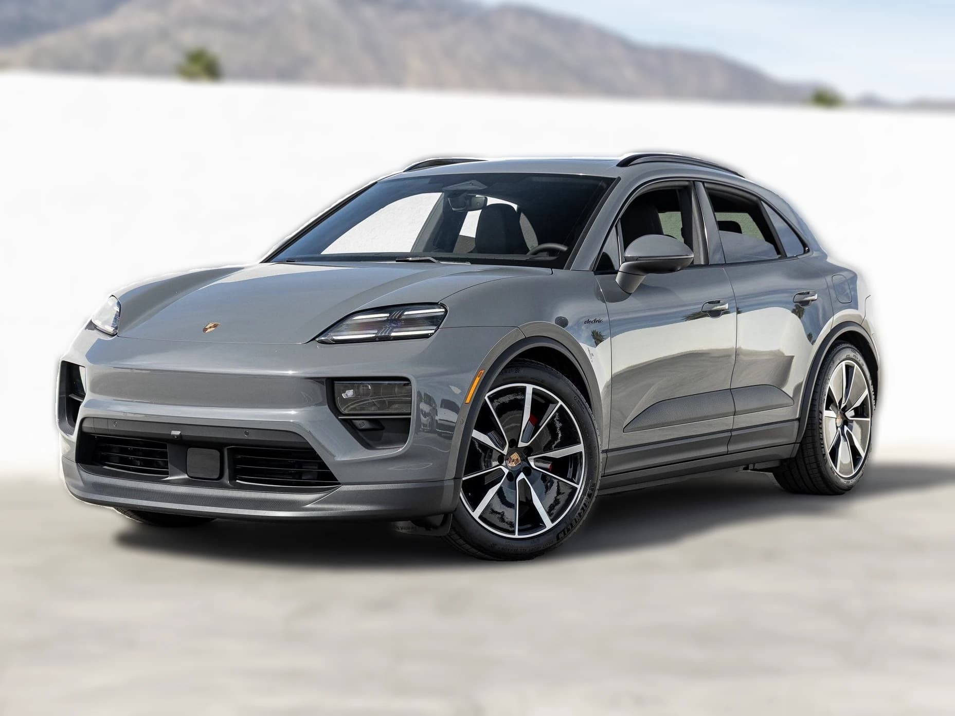 Porsche Macan Electric 4S AWD 2026 — side view