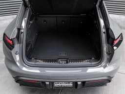Porsche Macan Electric 4S AWD 2026 — side view